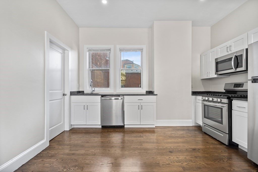 118 Dorchester Street 3, Boston, MA 02127