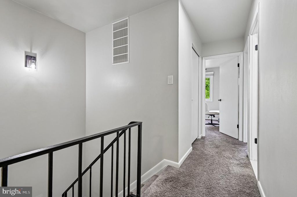 Image 14 of property listing at 3838 TWIN LAKES CT, Baltimore, MD 21244