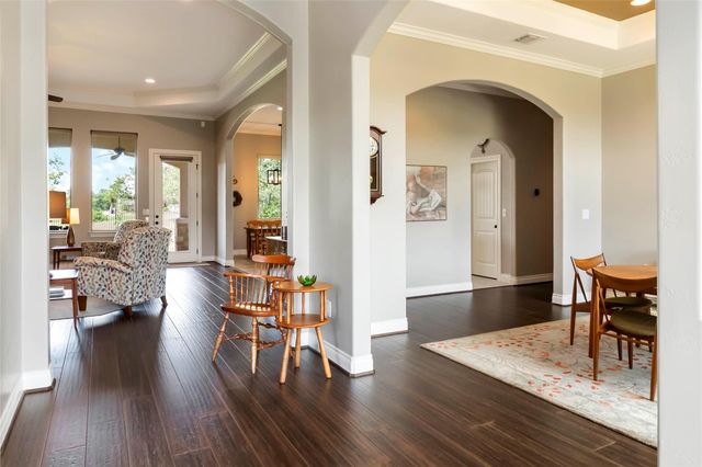 106 Packsaddle DR, Bastrop, TX 78602