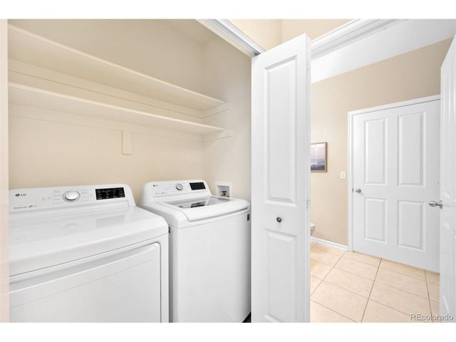 4054 S Crystal Cir 101, Aurora, CO 80014