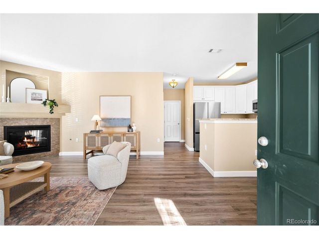 4054 S Crystal Cir 101, Aurora, CO 80014