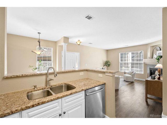 4054 S Crystal Cir 101, Aurora, CO 80014