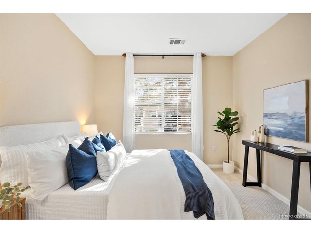 4054 S Crystal Cir 101, Aurora, CO 80014