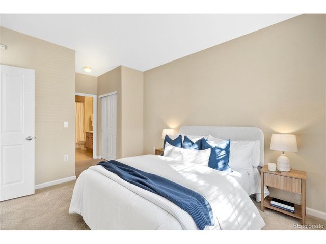 4054 S Crystal Cir 101, Aurora, CO 80014