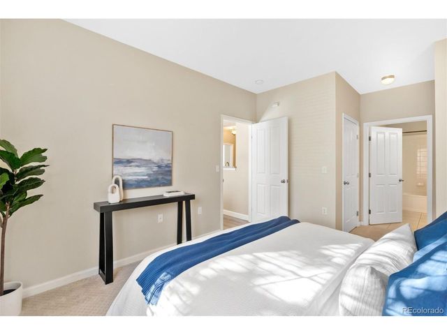 4054 S Crystal Cir 101, Aurora, CO 80014