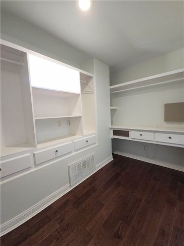 108 E Broadway Ave Ave, Portland, TX 78374