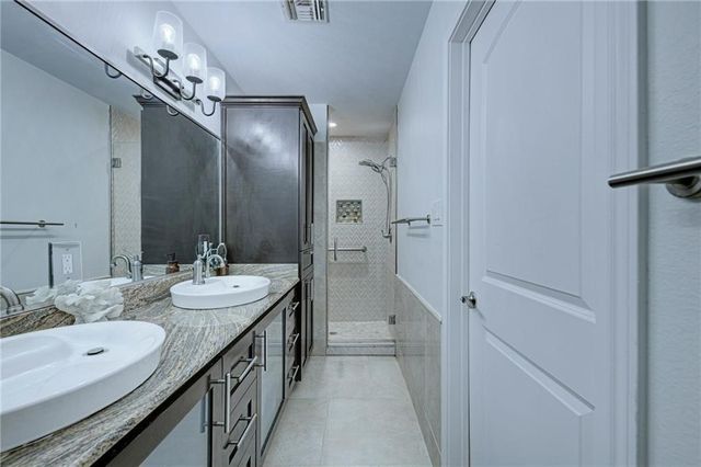 108 E Broadway Ave Ave, Portland, TX 78374