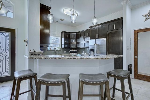 108 E Broadway Ave Ave, Portland, TX 78374