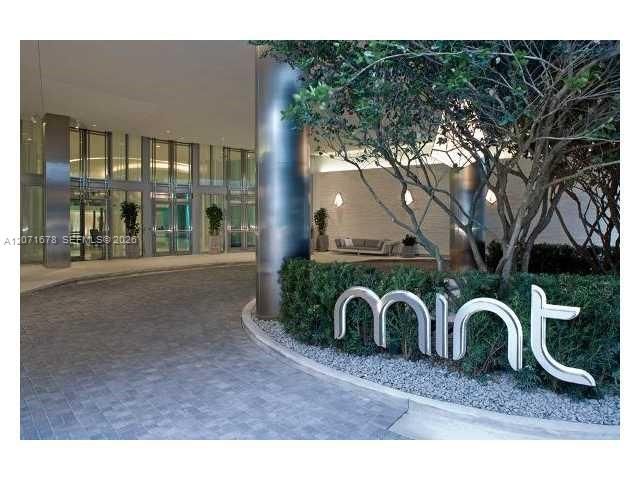 92 SW 3rd Street 1803, Miami, FL 33130