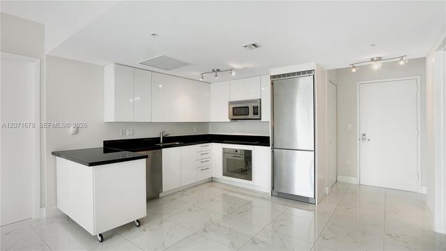 92 SW 3rd Street 1803, Miami, FL 33130