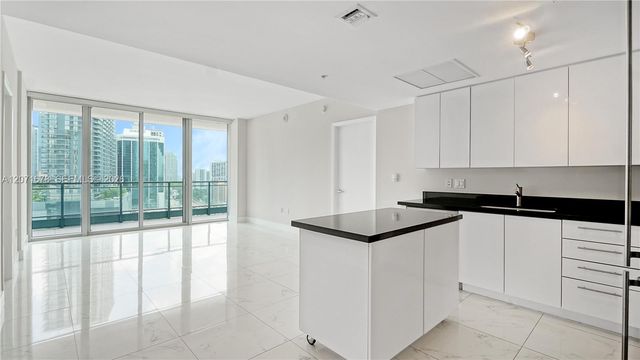92 SW 3rd Street 1803, Miami, FL 33130