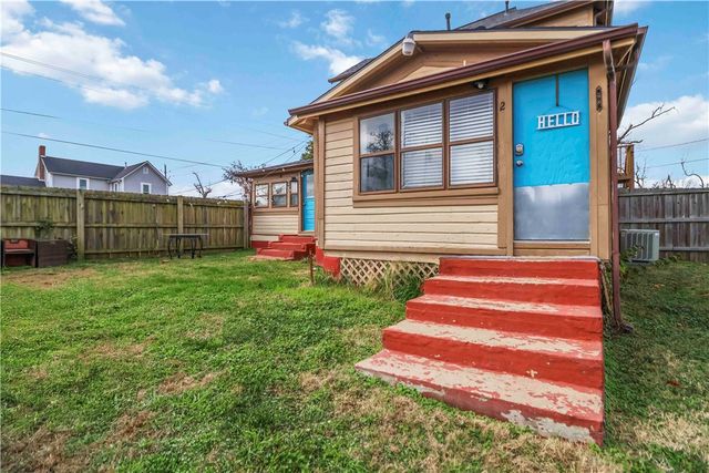 803 W Maple Street, Rogers, AR 72756