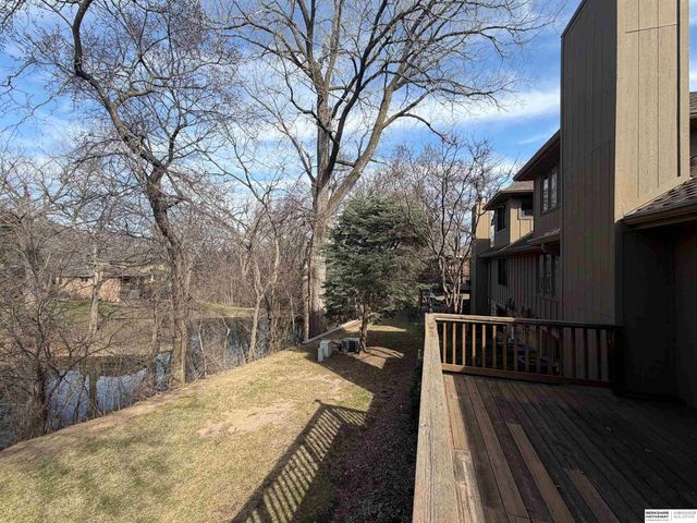 11120 Pine Plaza, Omaha, NE 68144