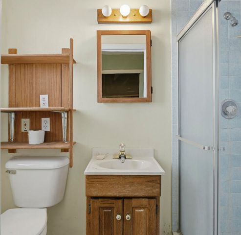 2824 Vermont Street NE, Albuquerque, NM 87110