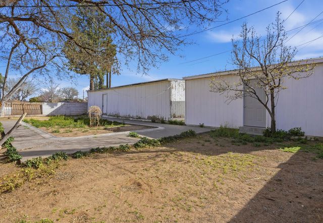 2824 Vermont Street NE, Albuquerque, NM 87110