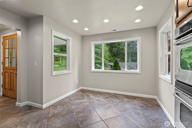 17210 SE May Valley Road, Renton, WA 98059