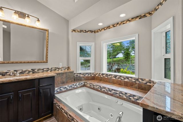 17210 SE May Valley Road, Renton, WA 98059