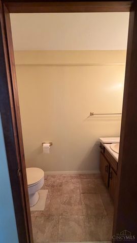 2615 Allaire Avenue, Cincinnati, OH 45239