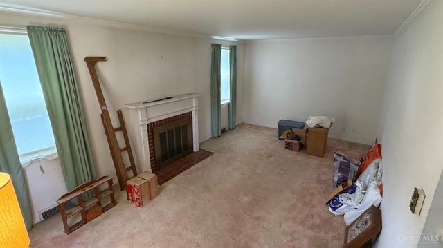 2615 Allaire Avenue, Cincinnati, OH 45239