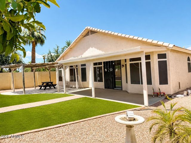13871 W WINDSOR Avenue, Goodyear, AZ 85395
