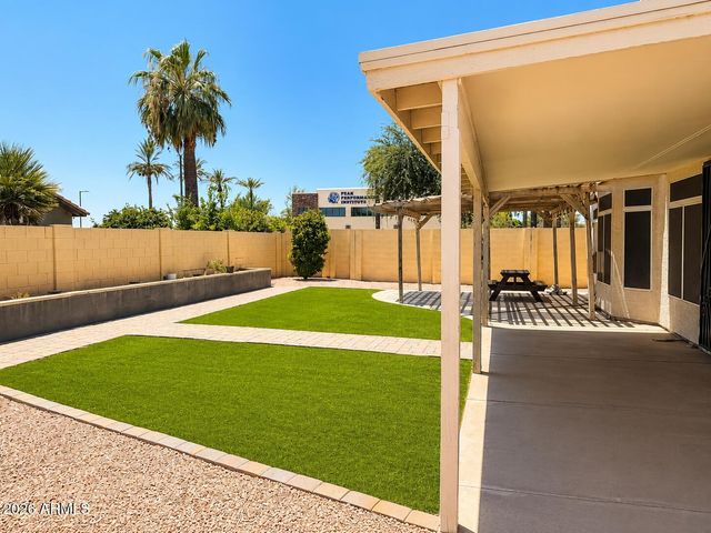 13871 W WINDSOR Avenue, Goodyear, AZ 85395