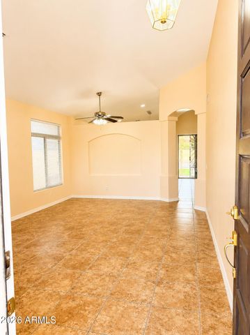 13871 W WINDSOR Avenue, Goodyear, AZ 85395