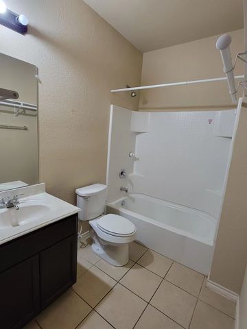 1537 Castle Creek Drive, Little Elm, TX 75068