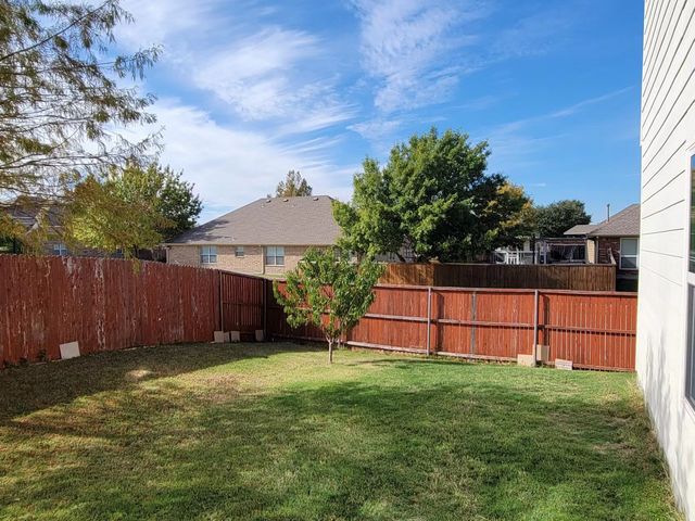 1537 Castle Creek Drive, Little Elm, TX 75068