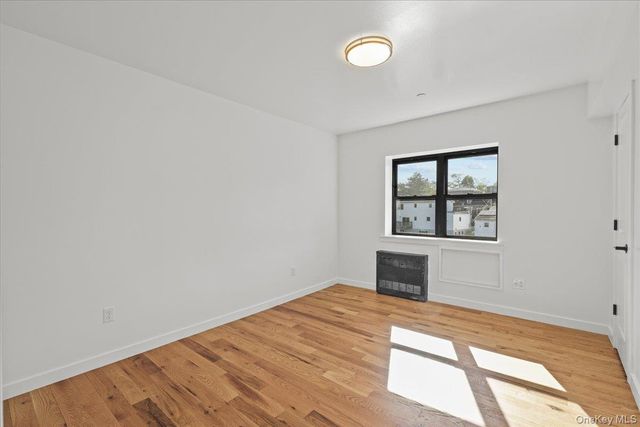 671 Bronx River Road 6C, Yonkers, NY 10704