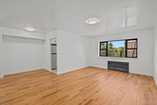 671 Bronx River Road 6C, Yonkers, NY 10704