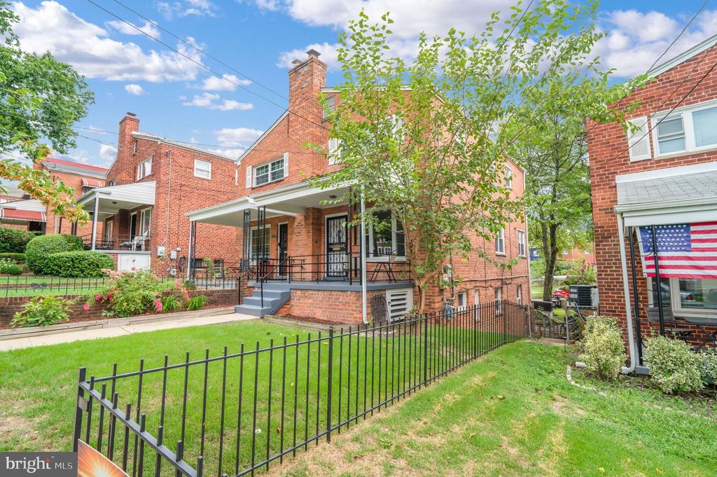421 JEFFERSON ST NE, Washington, DC 20011