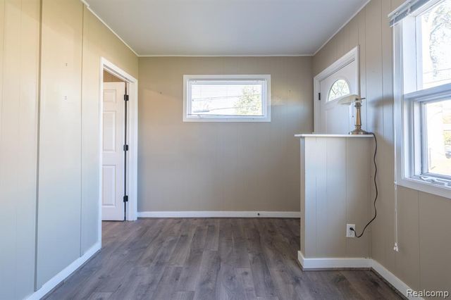 161 Whipple Street, South Lyon, MI 48178