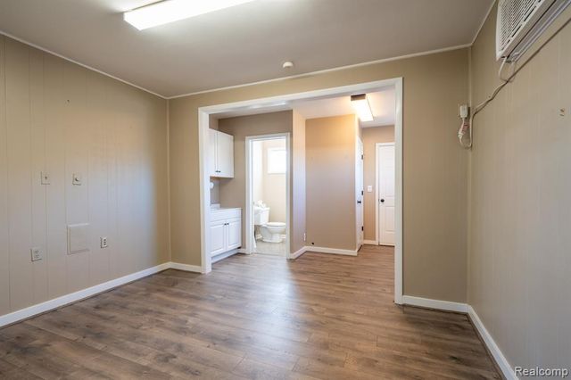 161 Whipple Street, South Lyon, MI 48178