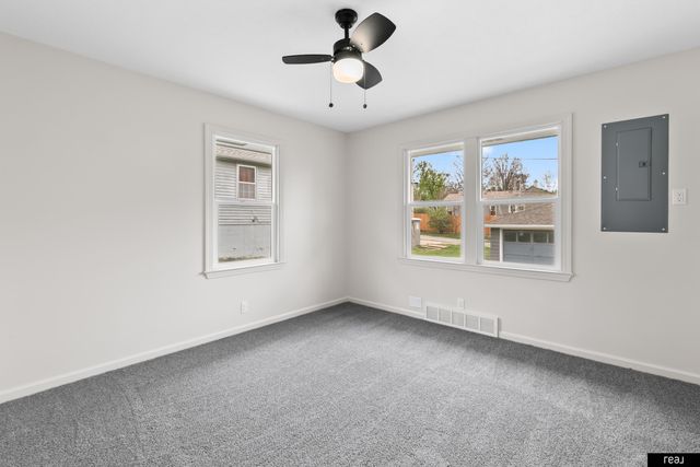 6107 Blondo Street, Omaha, NE 68104