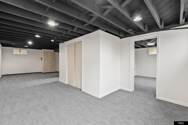 6107 Blondo Street, Omaha, NE 68104