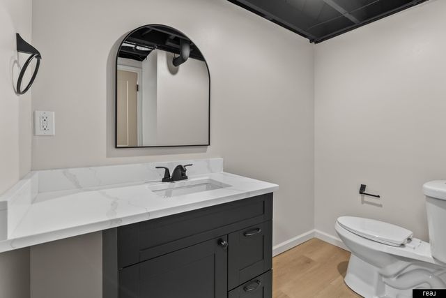 6107 Blondo Street, Omaha, NE 68104