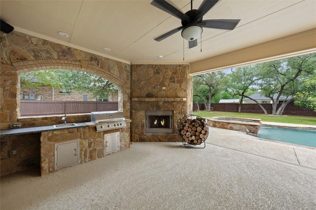 12 Lago Verde LN, Belton, TX 76513