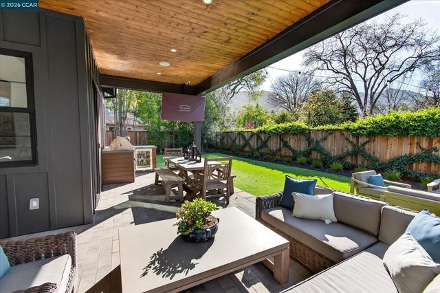 477 Veda Drive, Danville, CA 94526