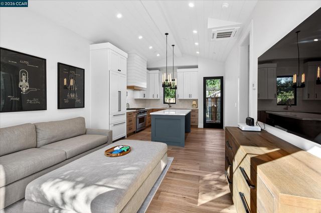 477 Veda Drive, Danville, CA 94526