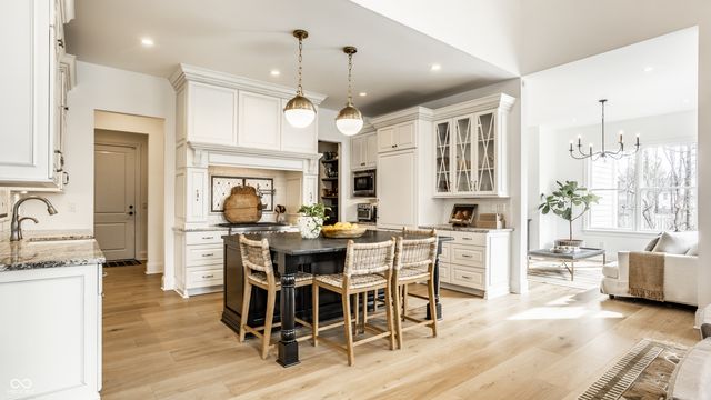 4207 E Main Street, Carmel, IN 46033