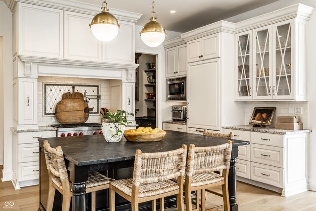 4207 E Main Street, Carmel, IN 46033