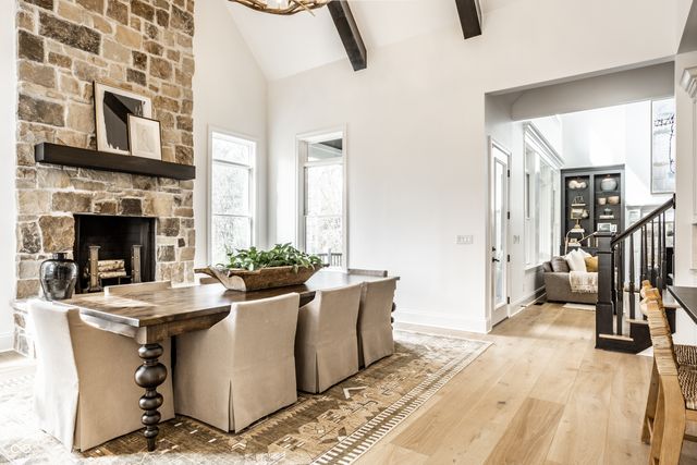 4207 E Main Street, Carmel, IN 46033