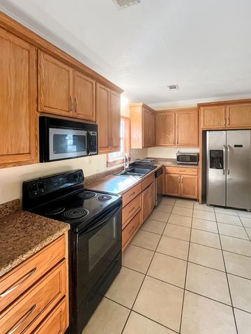 1122 Anderson Dr, Leesville, LA 71446