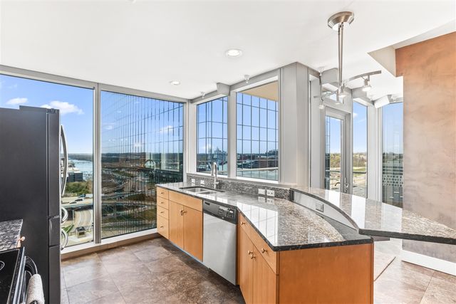 335 Bridge Street 1401, Grand Rapids, MI 49504