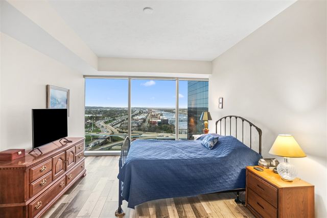 335 Bridge Street 1401, Grand Rapids, MI 49504