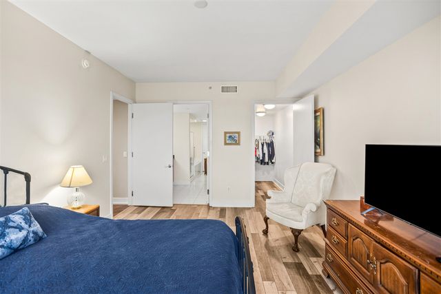 335 Bridge Street 1401, Grand Rapids, MI 49504