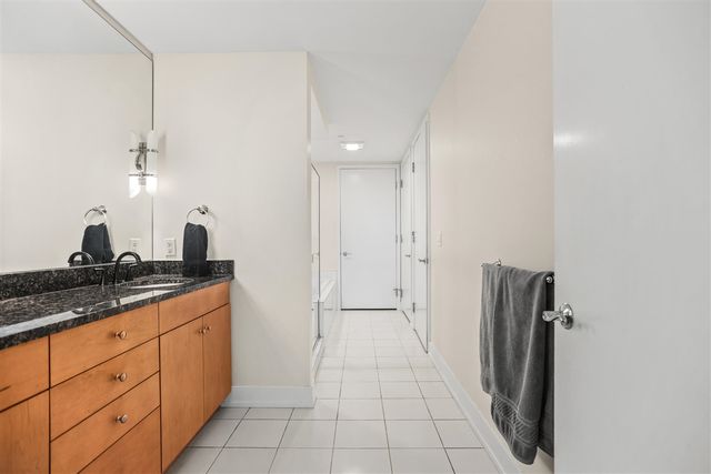 335 Bridge Street 1401, Grand Rapids, MI 49504