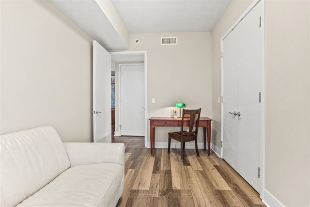 335 Bridge Street 1401, Grand Rapids, MI 49504