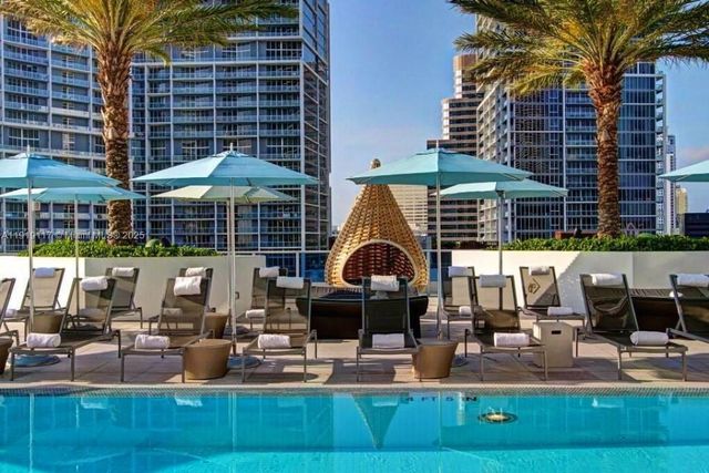 200 Biscayne Boulevard Way 4707, Miami, FL 33131