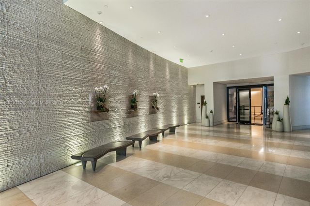 200 Biscayne Boulevard Way 4707, Miami, FL 33131